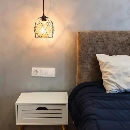 Luxurious Flat Near The Beach And The City Center Calamata